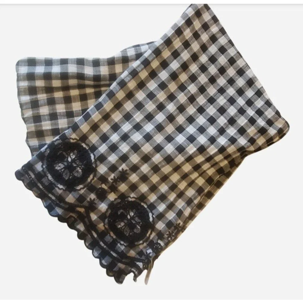Talbots Women's Cotton Gingham Embroidered floral Scarf Scalloped Hem Cottage